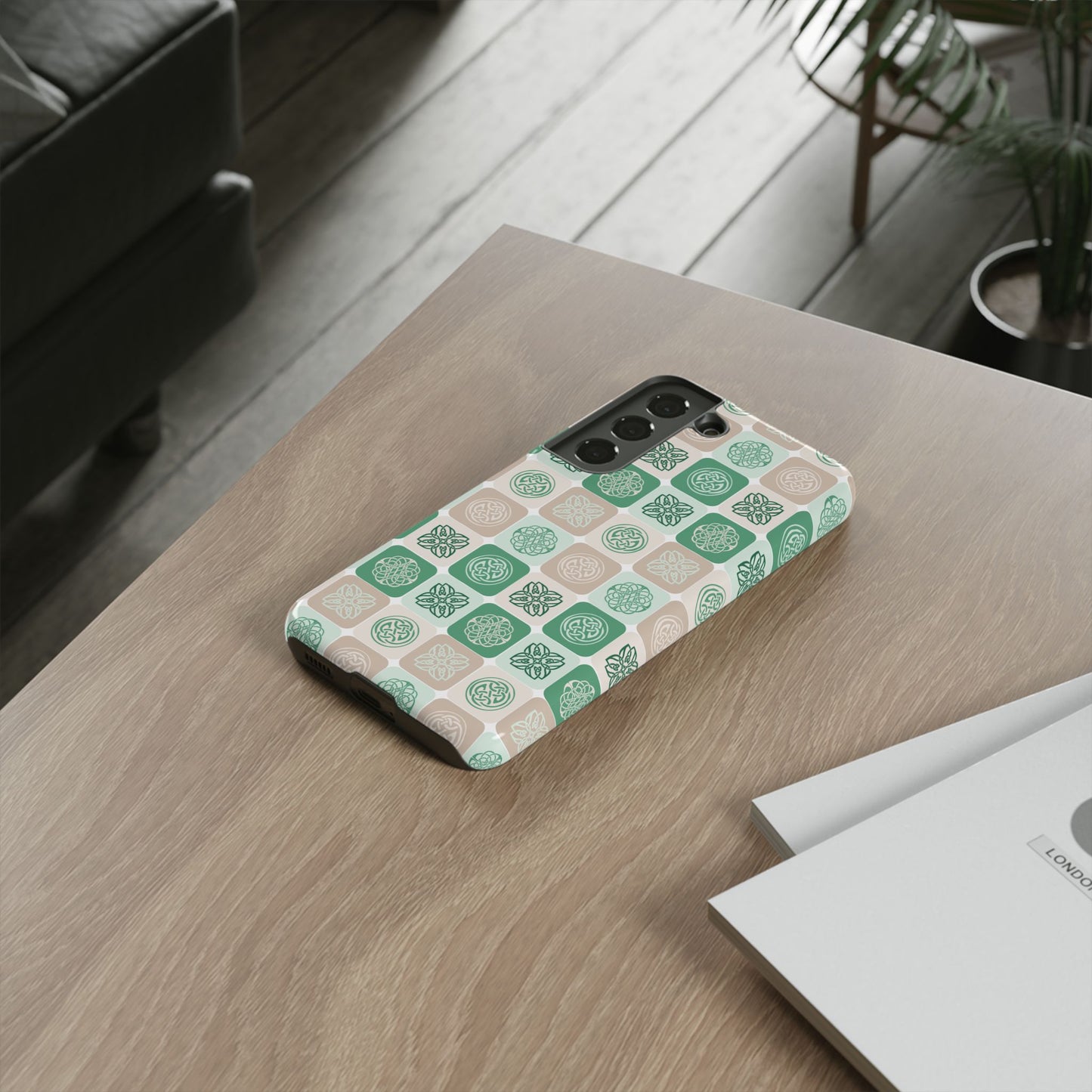 Green Celtic Irish Symbols Tough Phone Case