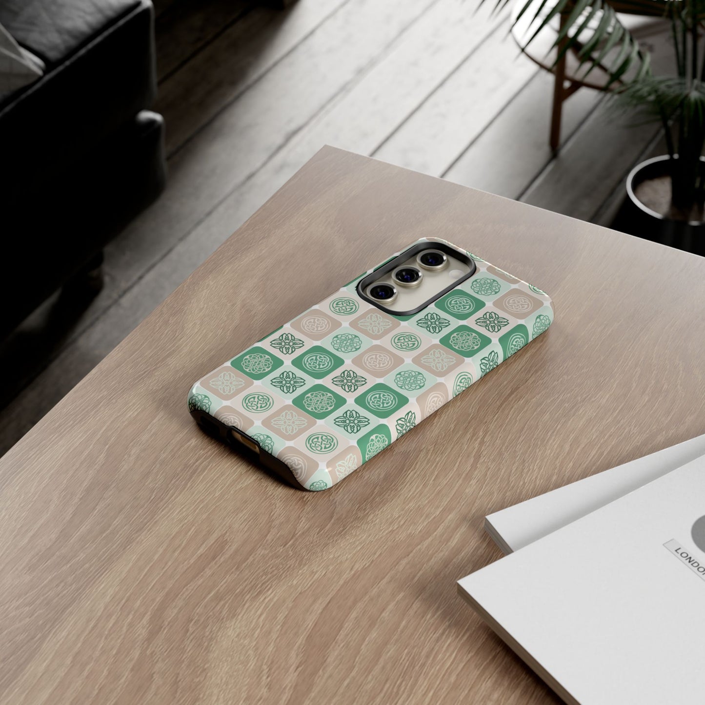Green Celtic Irish Symbols Tough Phone Case