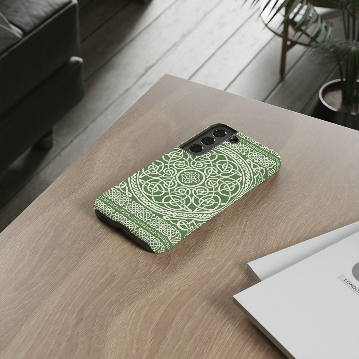 Celtic Knot Green