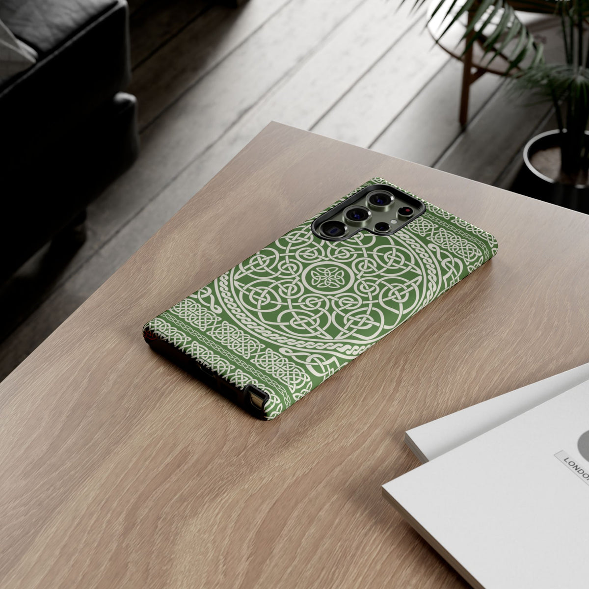 Celtic Knot Green