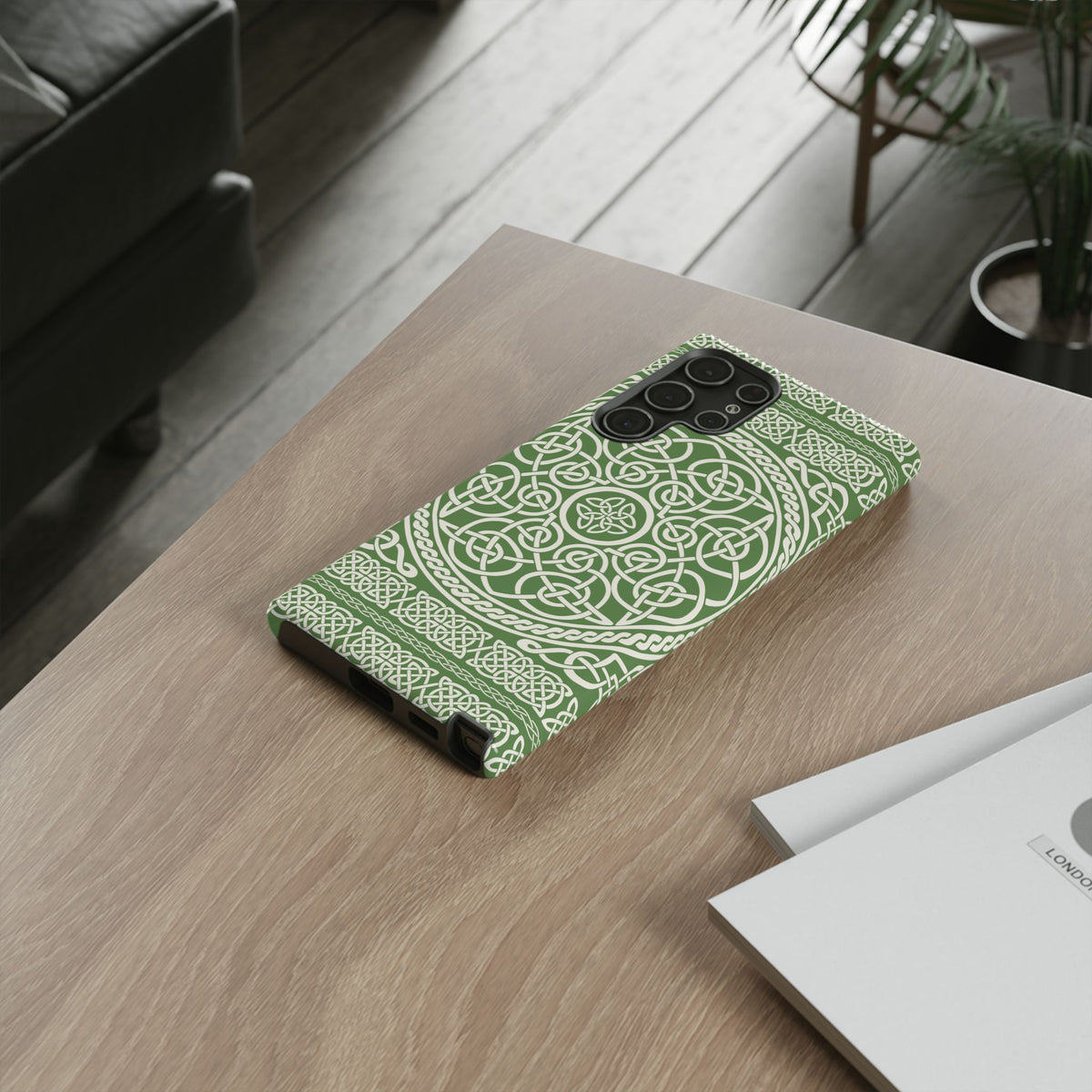 Celtic Knot Green