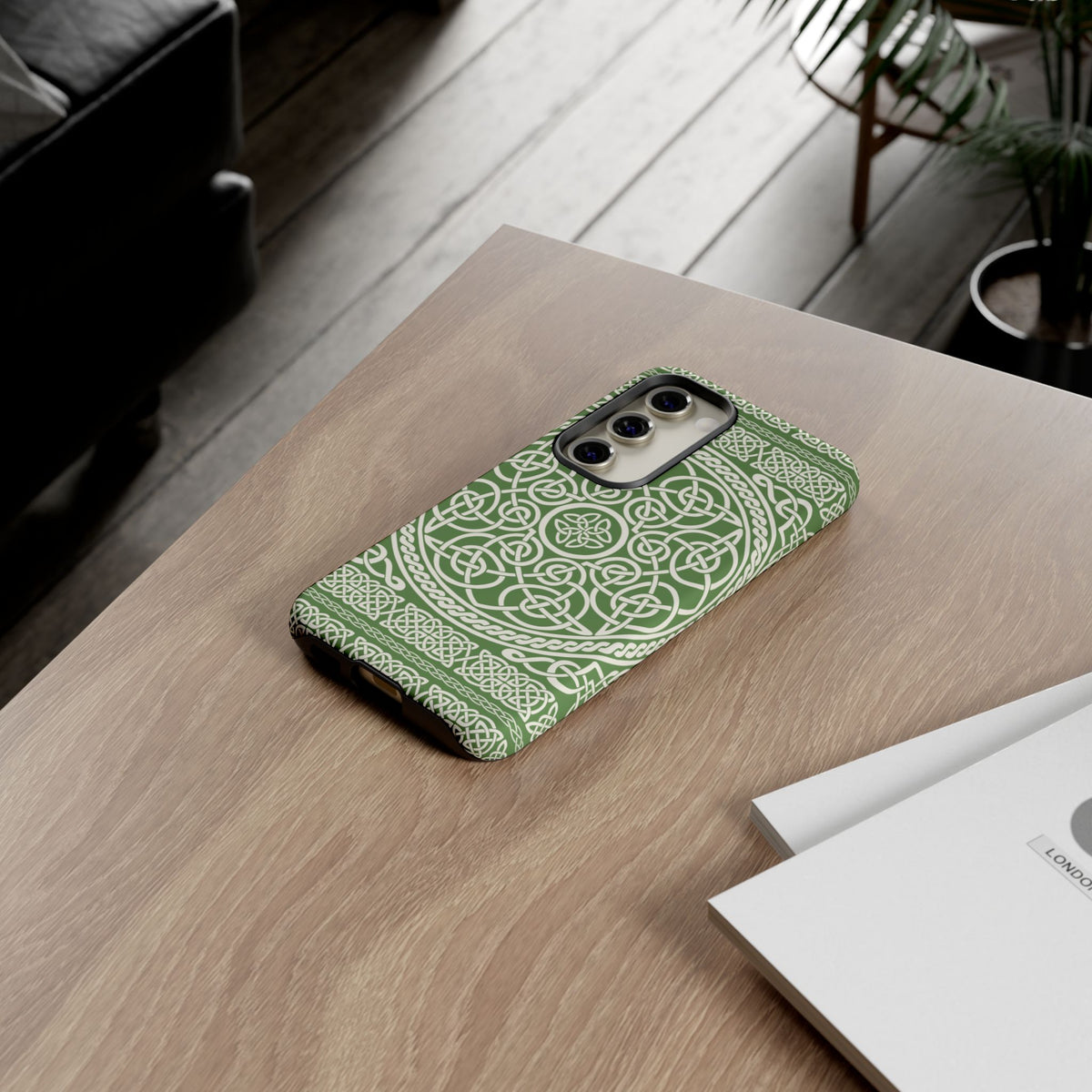 Celtic Knot Green