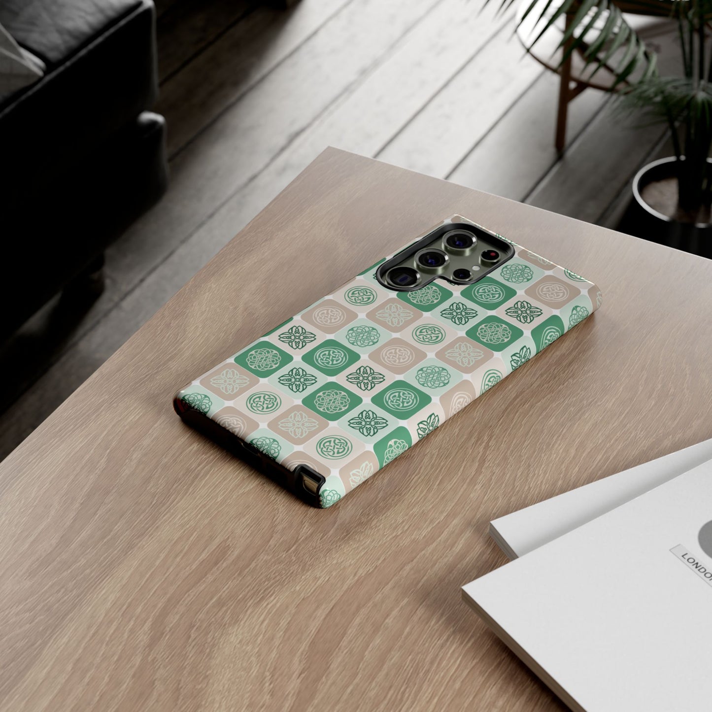 Green Celtic Irish Symbols Tough Phone Case